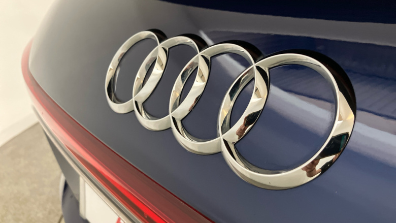 Audi Q4 e-tron 220kW 50 Quattro 82.77kWh Edition 1 5dr Auto Electric Estate